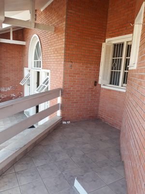 Image 27 - 228500