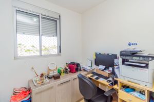 Image 10 - 228530