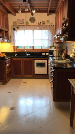 Image 15 - 228546