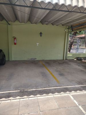Image 10 - 228548