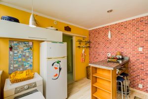 Image 14 - 228550