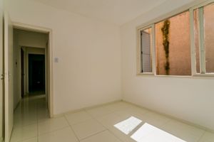 Image 8 - 228590