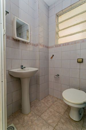 Image 11 - 228590