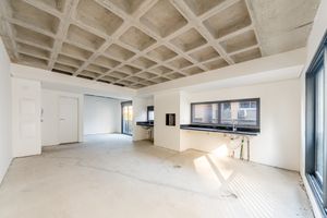 Image 6 - 228614