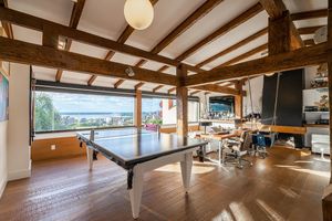 Image 33 - 228630