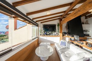 Image 34 - 228630