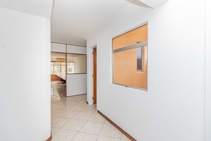 Image 10 - 228637