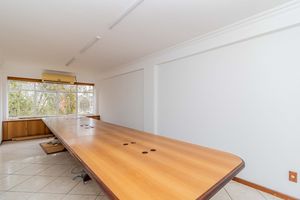 Image 1 - 228637