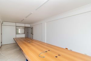Image 3 - 228637