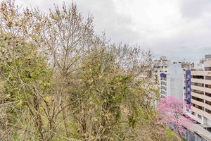 Image 27 - 228637