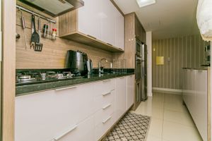 Image 14 - 228658