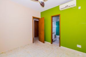Image 16 - 228697