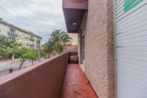 Image 14 - 228698