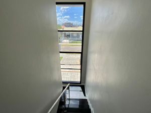 Image 6 - 228754