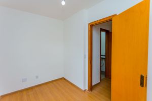 Image 12 - 228850