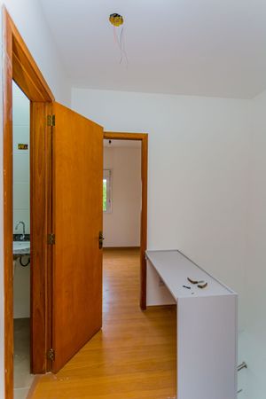Image 15 - 228850