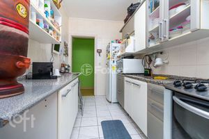 Image 5 - 228896