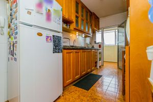 Image 30 - 228900