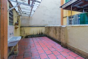 Image 6 - 228921