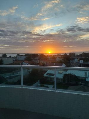 Image 17 - 228934