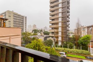 Image 14 - 228940