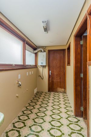 Image 32 - 229016