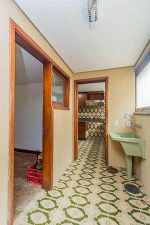 Image 33 - 229016