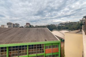 Image 28 - 229047