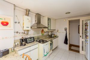 Image 22 - 229064