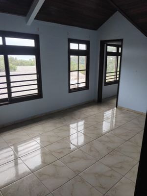 Image 41 - 229103