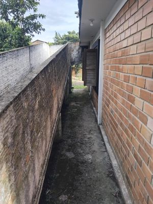 Image 9 - 229103
