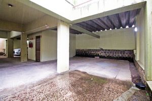 Image 30 - 229325