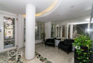 Image 25 - 229332
