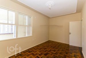 Image 17 - 229332