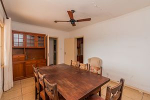 Image 19 - 229411