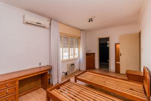 Image 26 - 229411