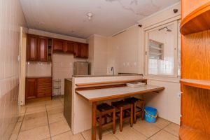 Image 34 - 229411