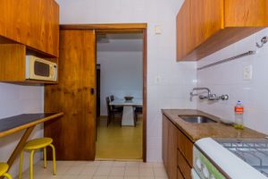 Image 10 - 229412