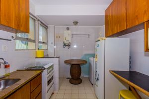 Image 12 - 229412