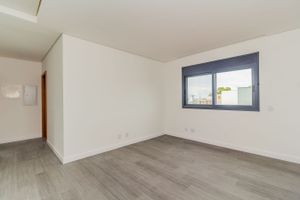 Image 20 - 229444