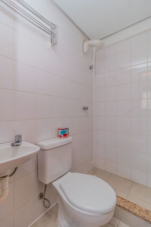 Image 33 - 229557