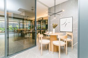 Image 14 - 229563