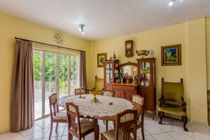 Image 17 - 229663