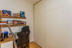 Image 16 - 229779