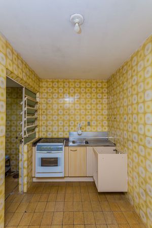 Image 18 - 229843