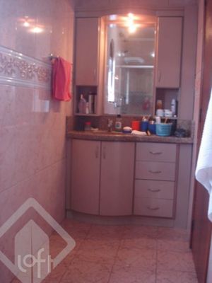 Image 25 - 229942