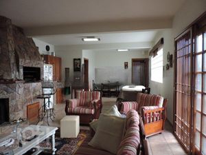 Image 44 - 229942