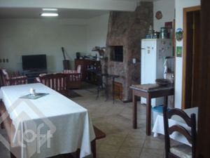 Image 10 - 229942