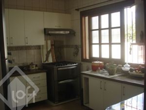 Image 20 - 229942