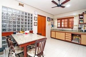 Image 11 - 229962